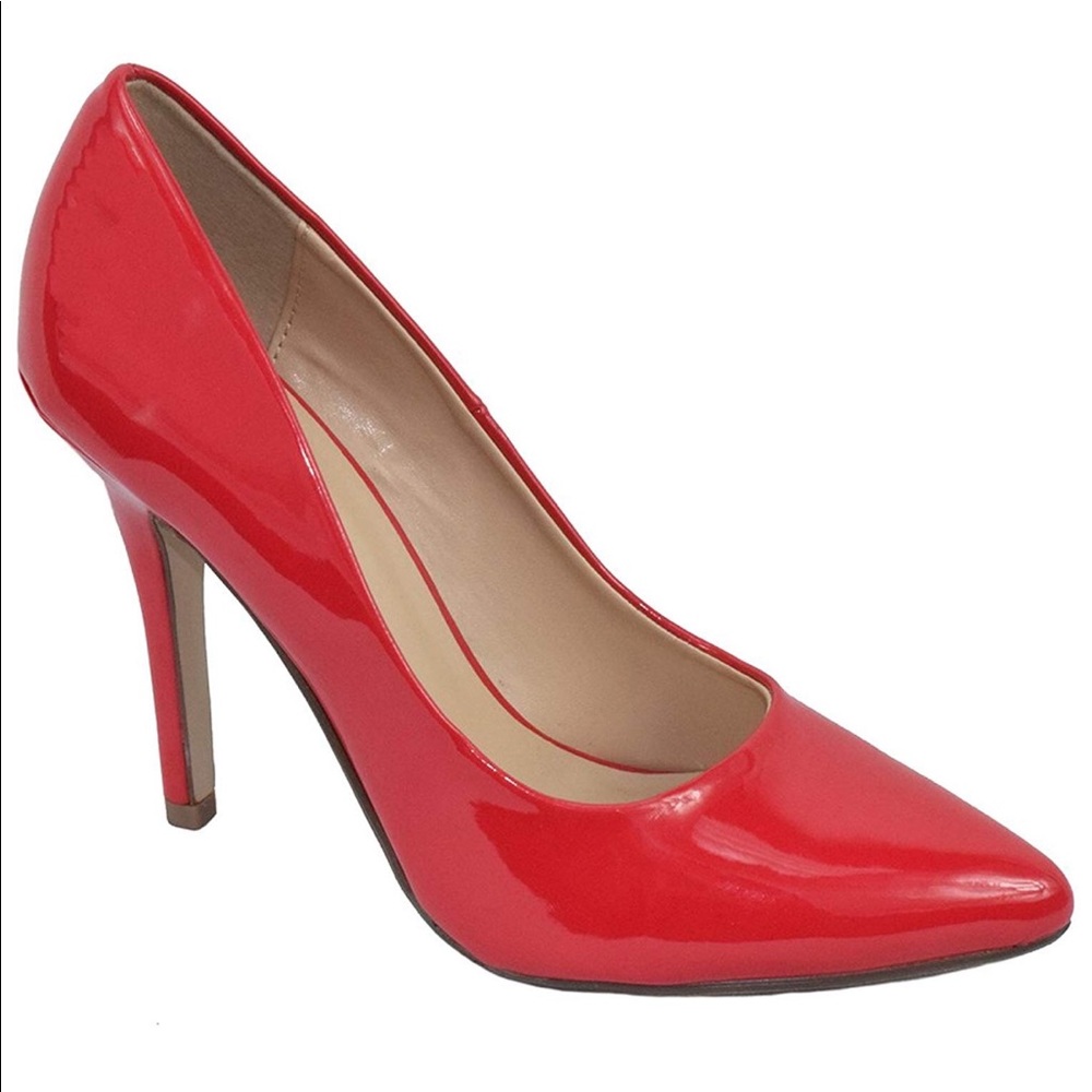 Classic red heels!